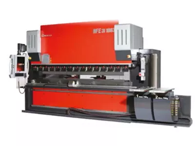 Piegatrice HFE 3I 2204L