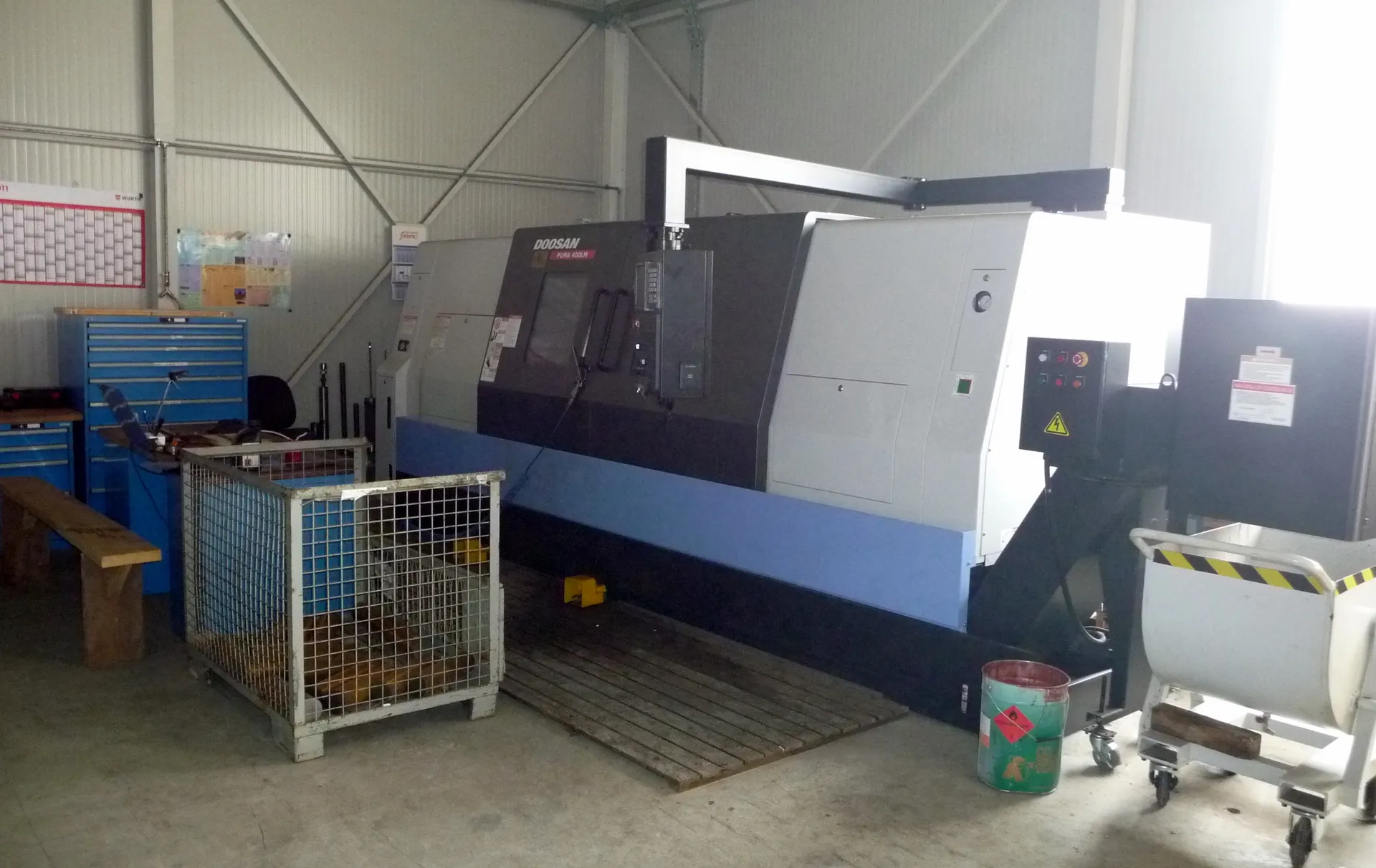 DOOSAN Puma 400