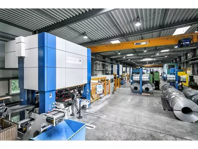 Stanzautomat, Servo 630to