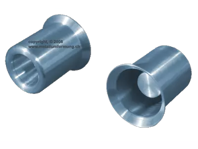 Messbecher (Metalldrücken)