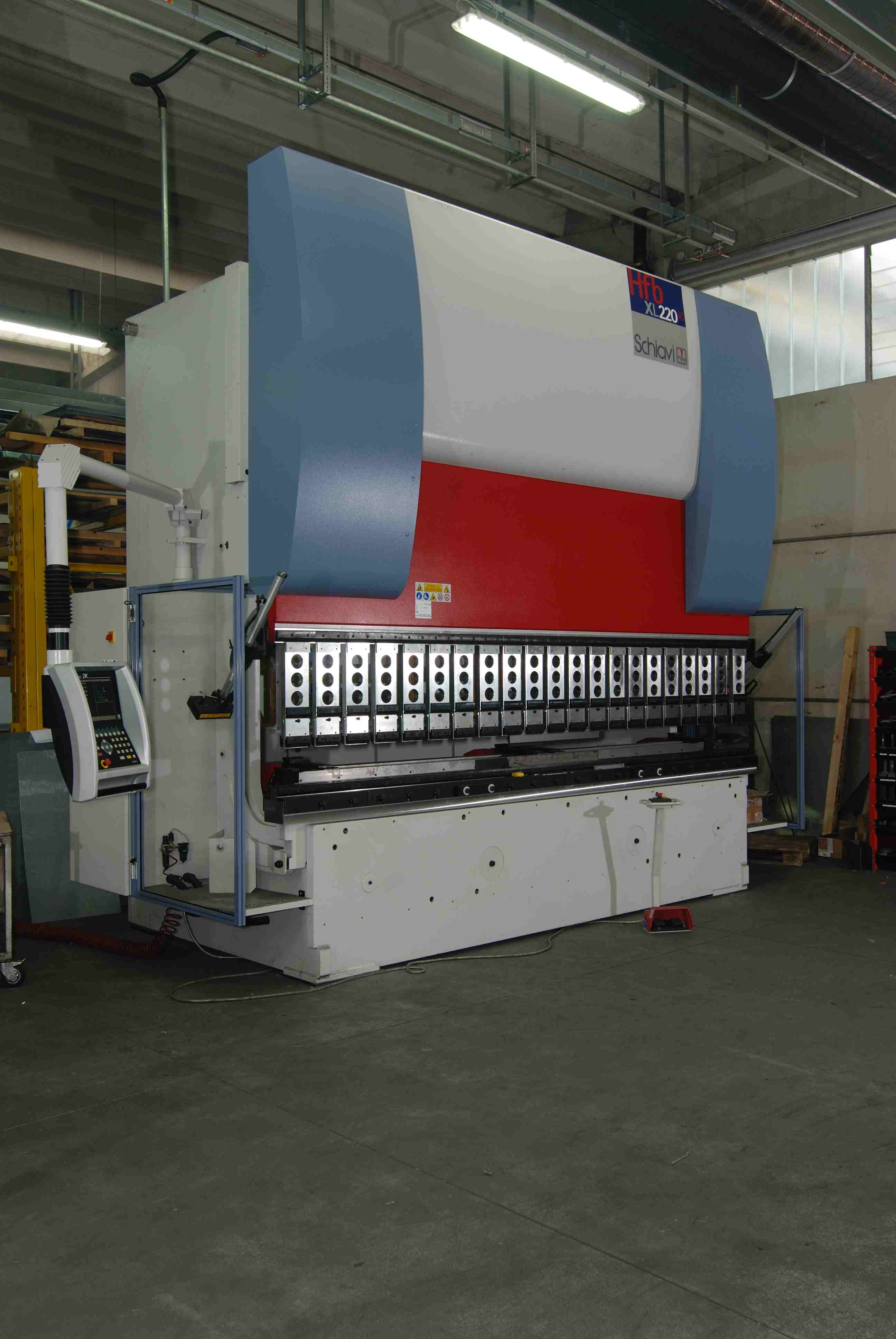 Piegatrici serie HFB