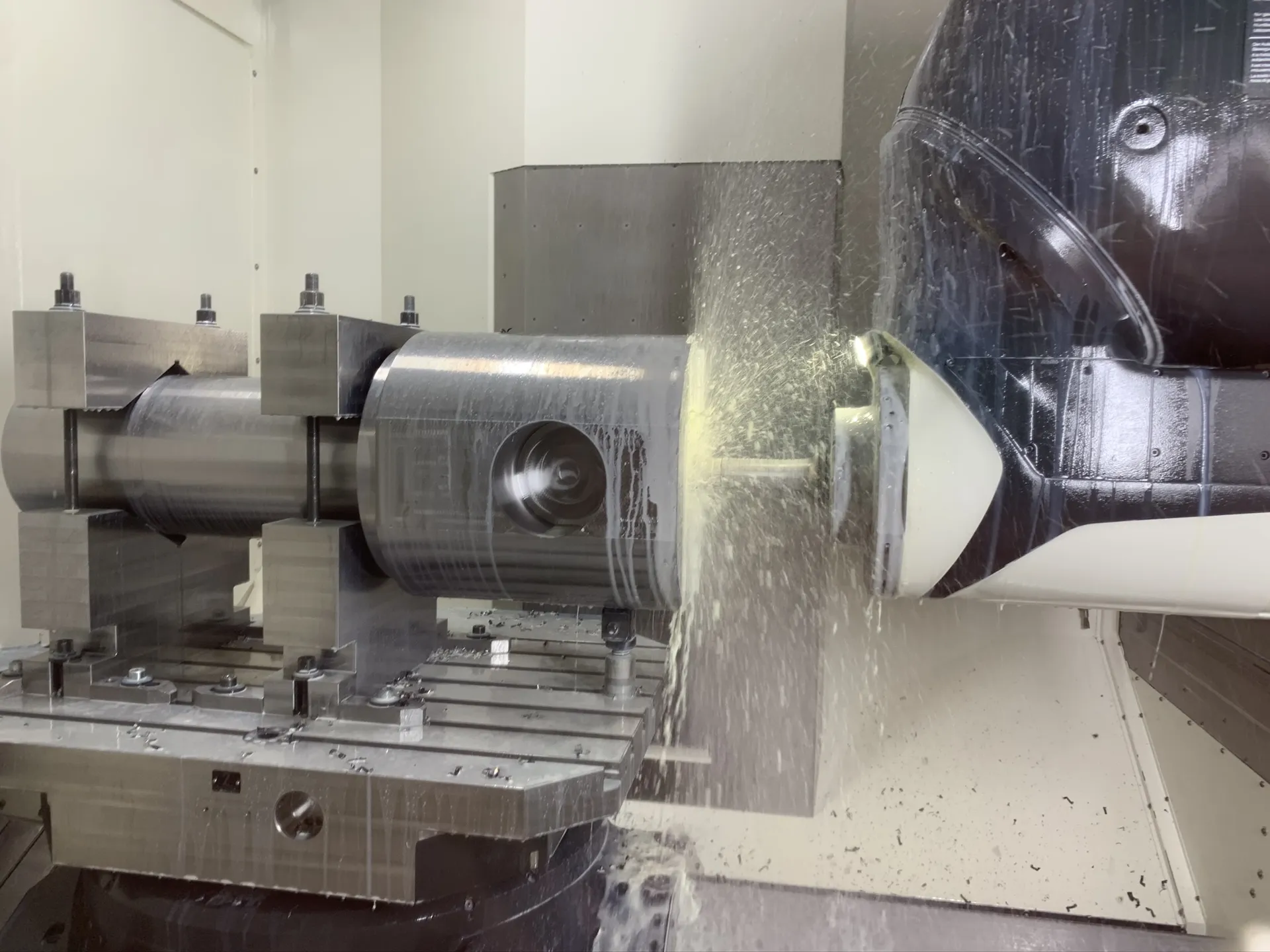DMC-125