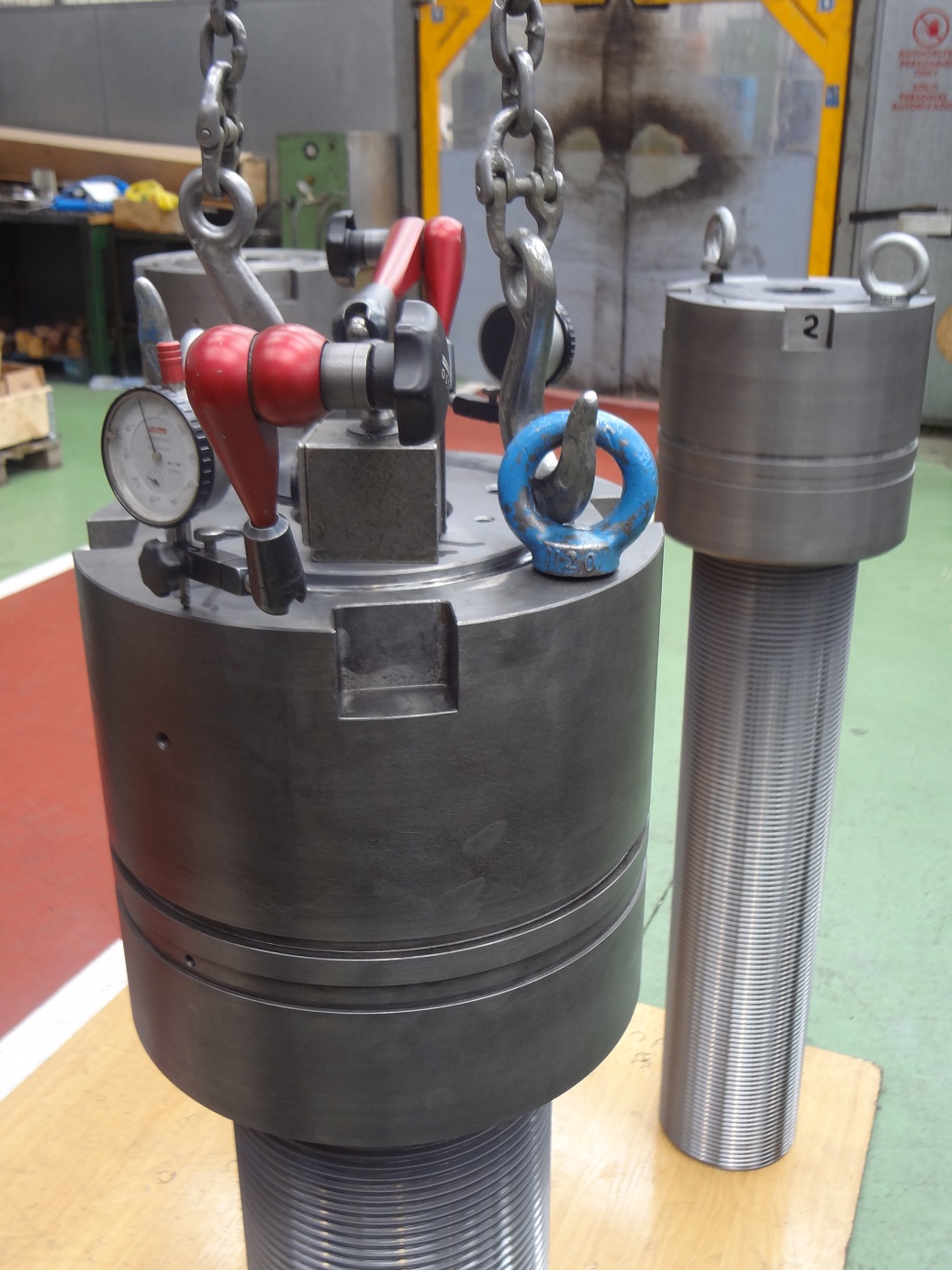 Trapezoidal threaded stem Tr 250 x 12