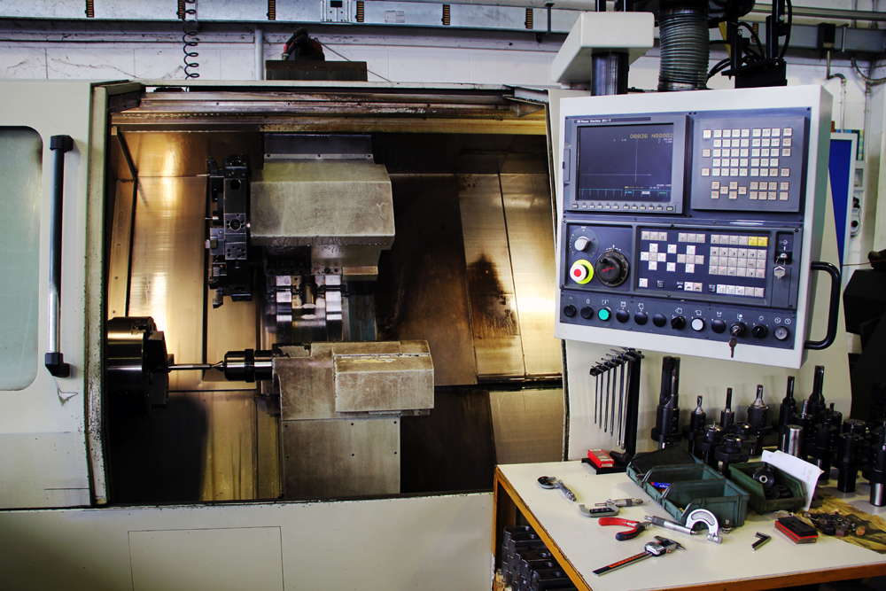 CNC LATHE