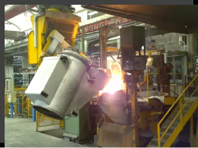 Automatic puoring system