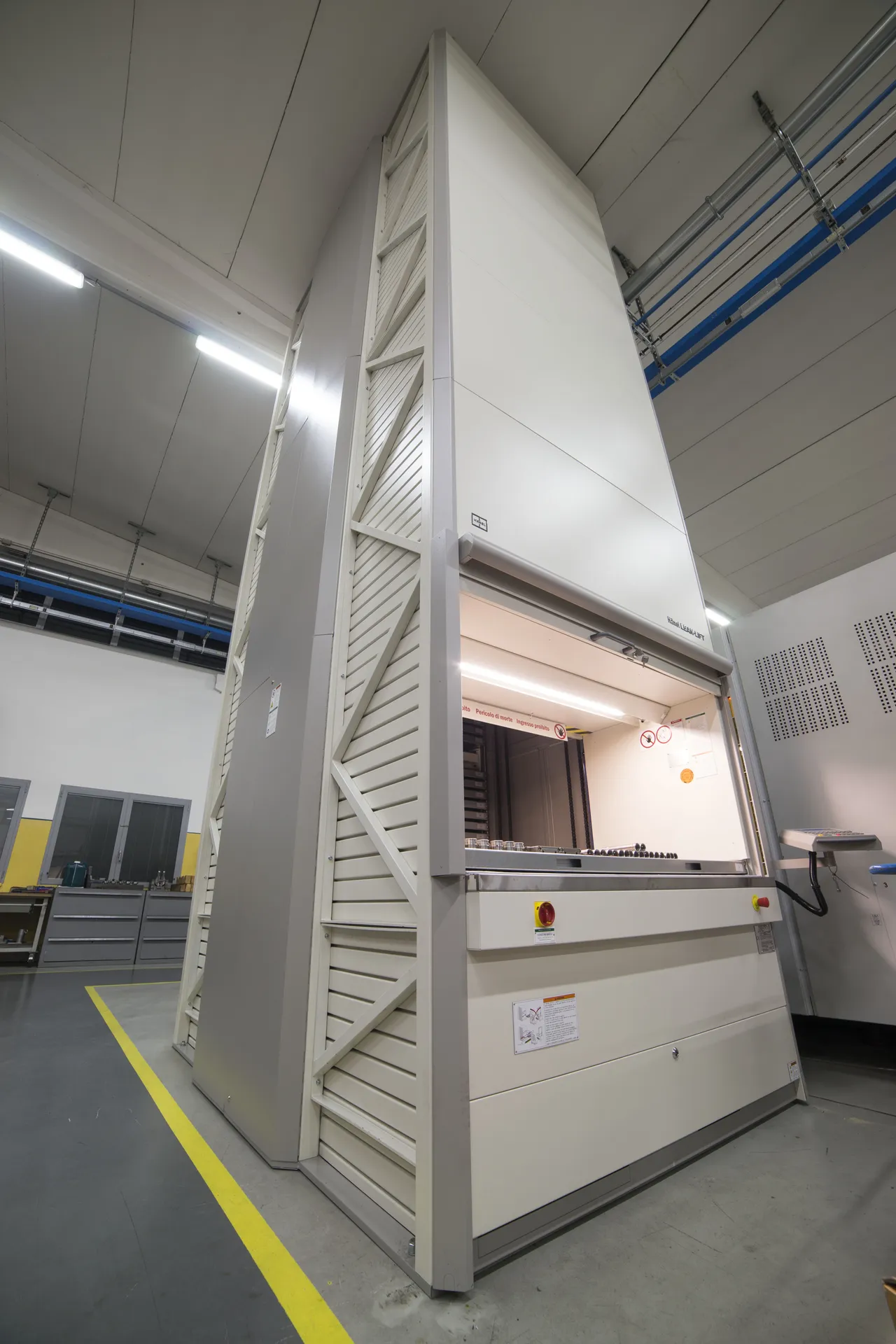 MAGAZZINO VERTICALE