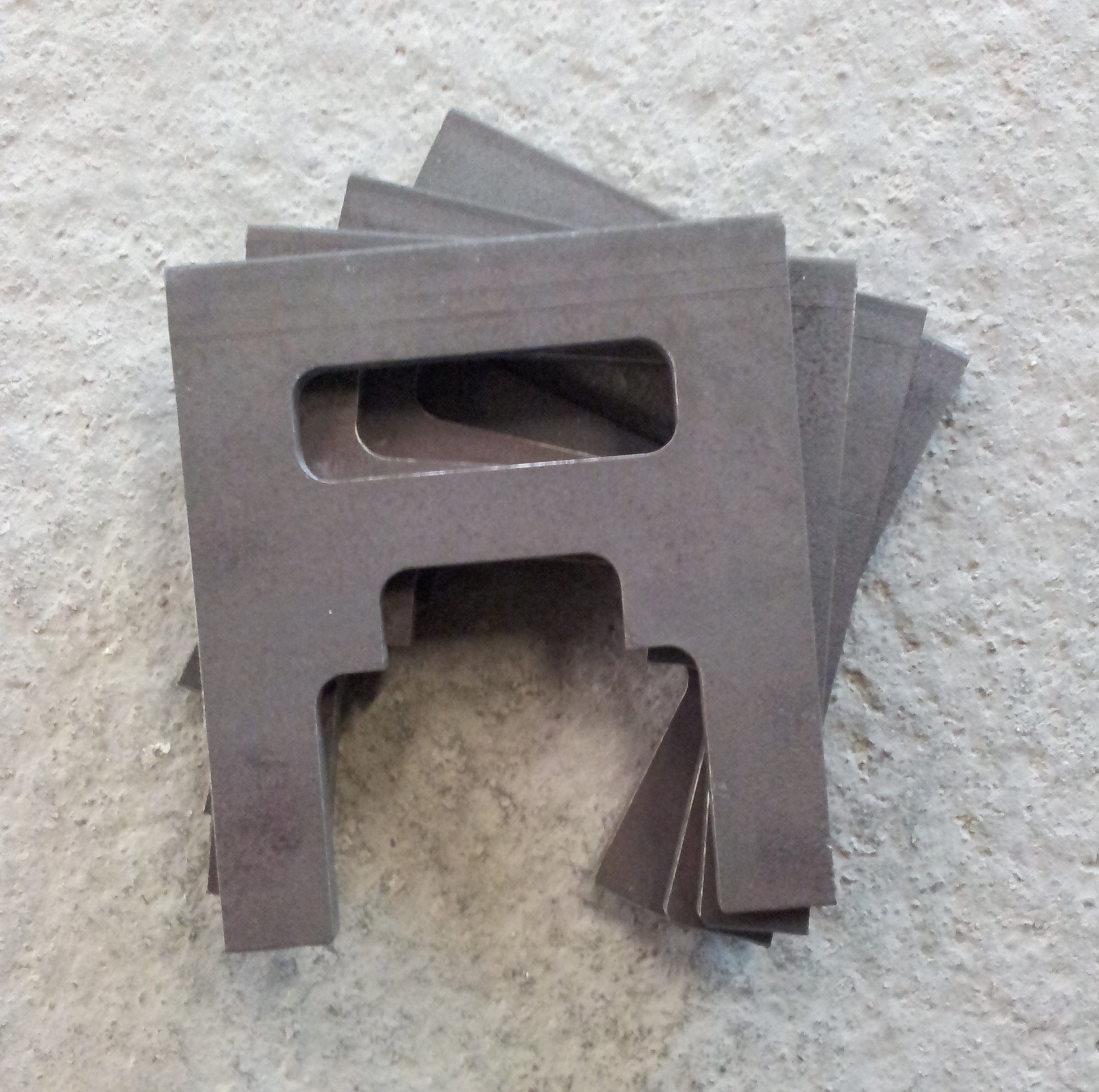 konturgefräste Stahlplatten