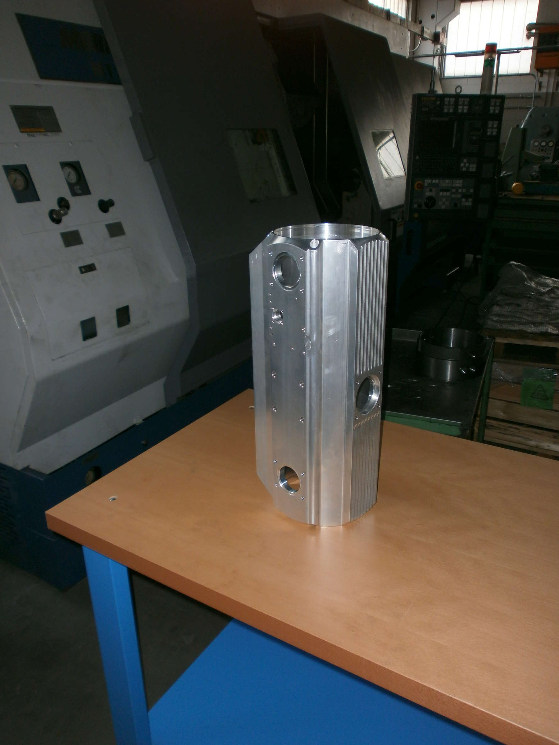 Special actuator casing