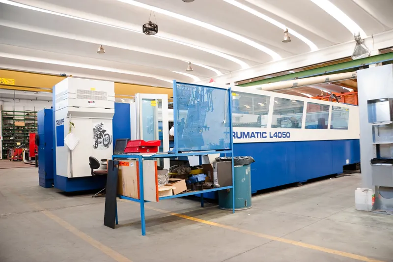 MACCHINA PER IL TAGLIO LASER TRUMPF L4050