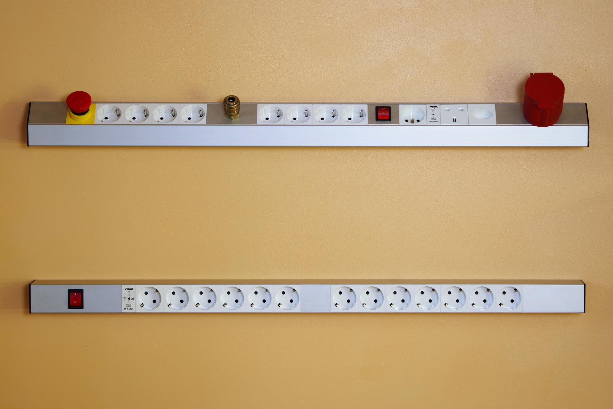 Energieleiste für Arbeitsplatz