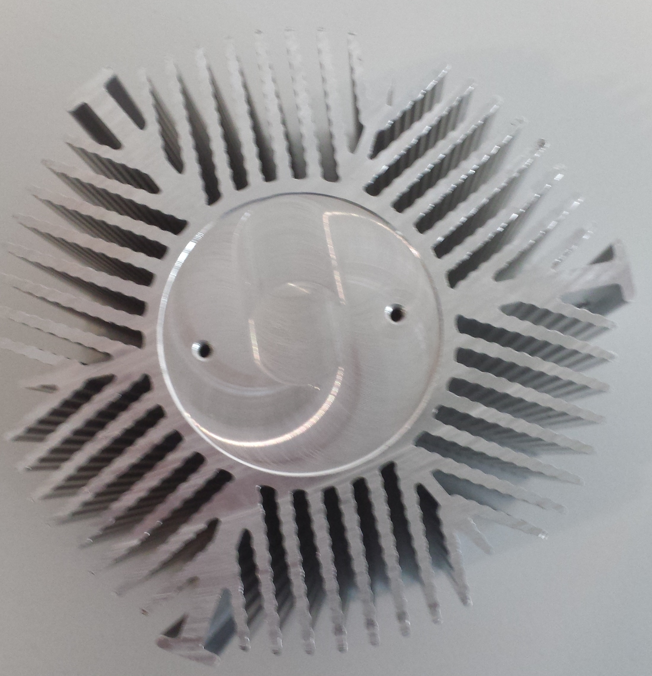 Kühlkörper CNC Bearbeitung LED Technik