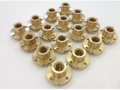  Spindelmuttern aus Messing