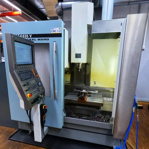 DMC 635 V