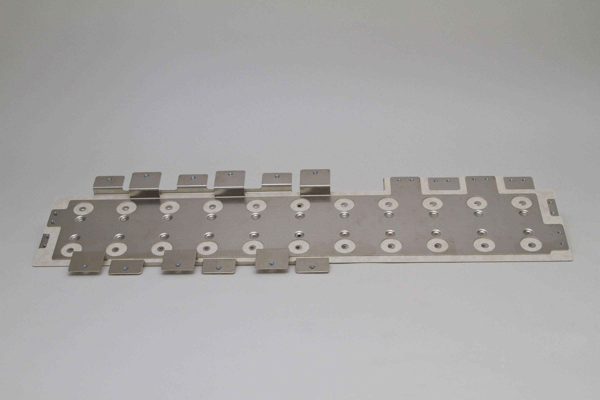 Niederinduktive Stromschiene