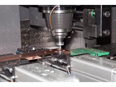 Stromschienenfertigungslinie