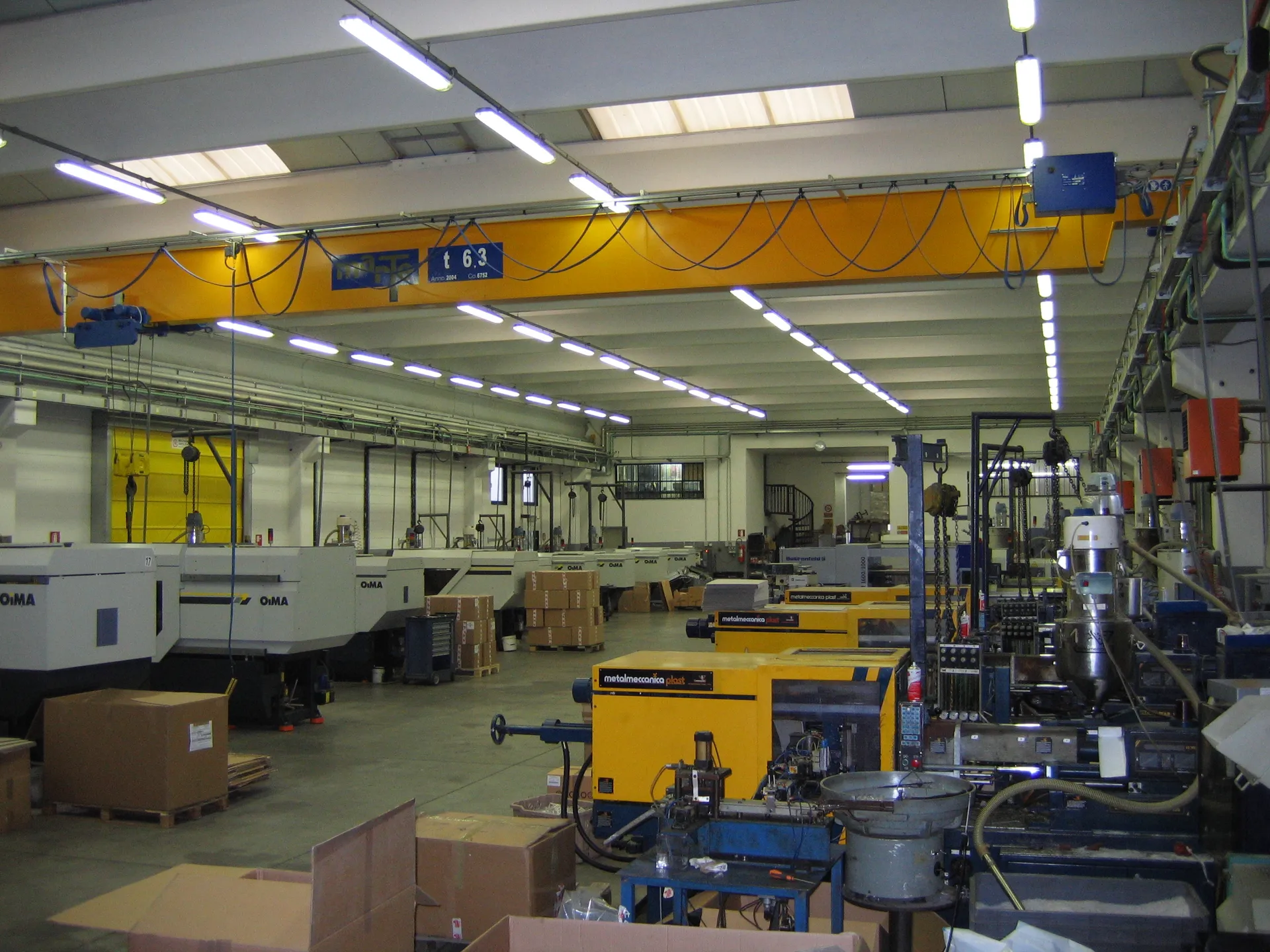 Injection mold machinery
