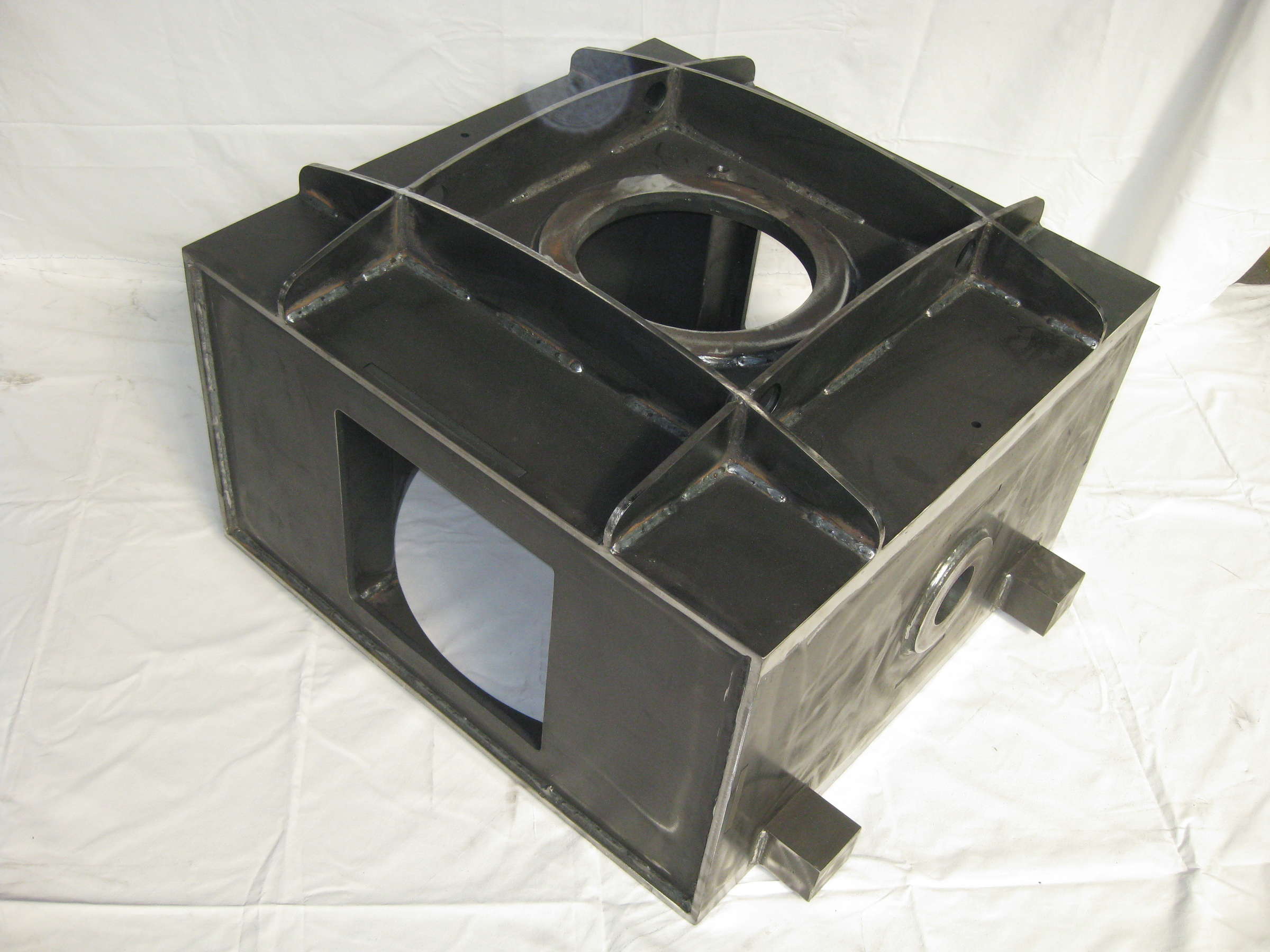 Gehäuse für nautischen Stabilisator 