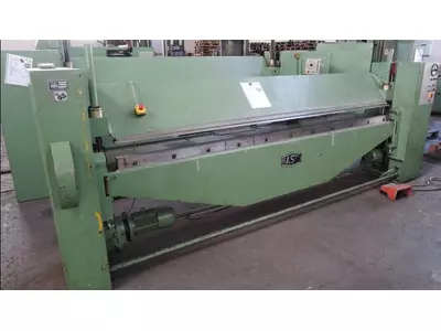 Schwenkbiegemaschine