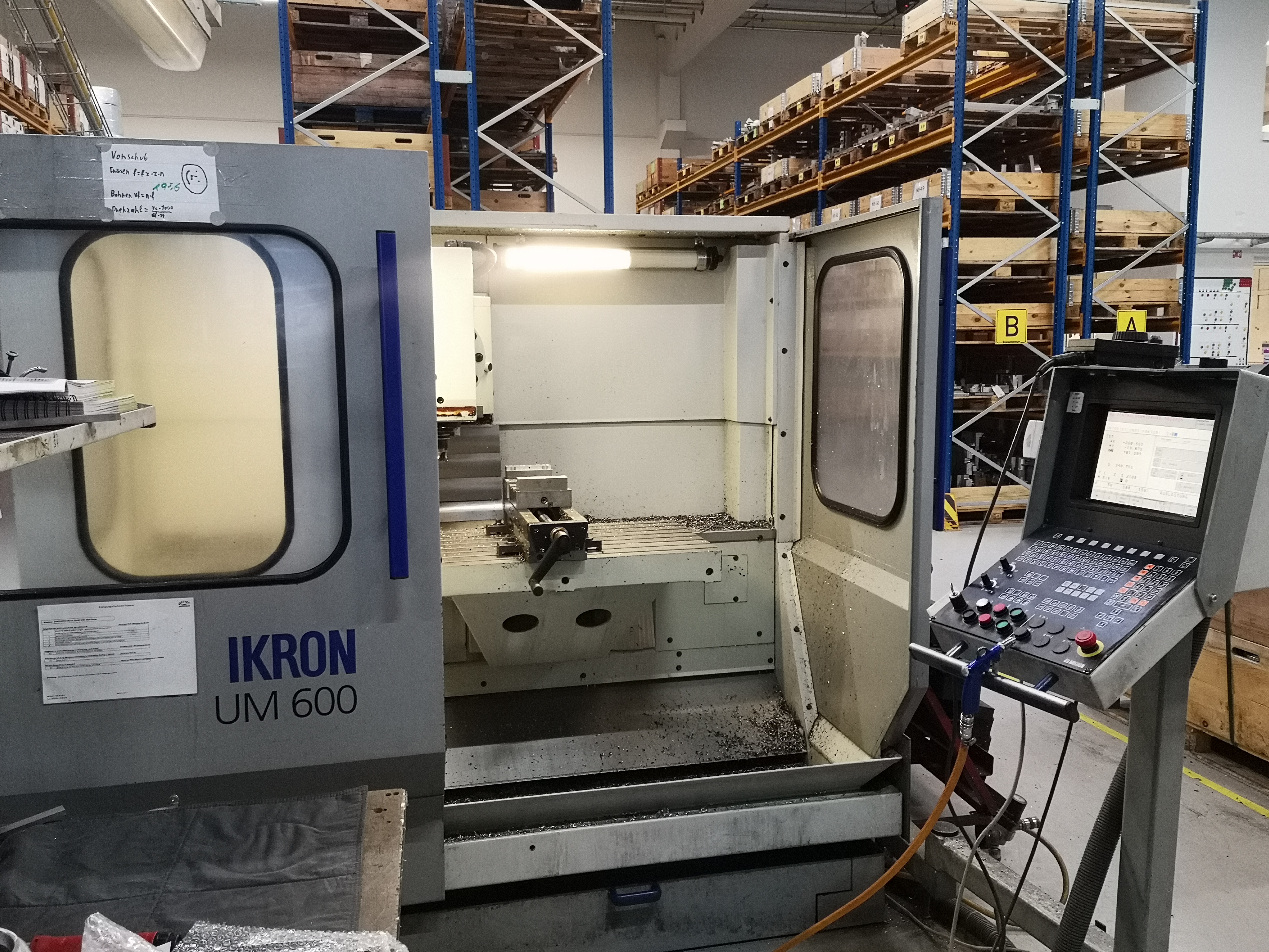 Micron UM 600