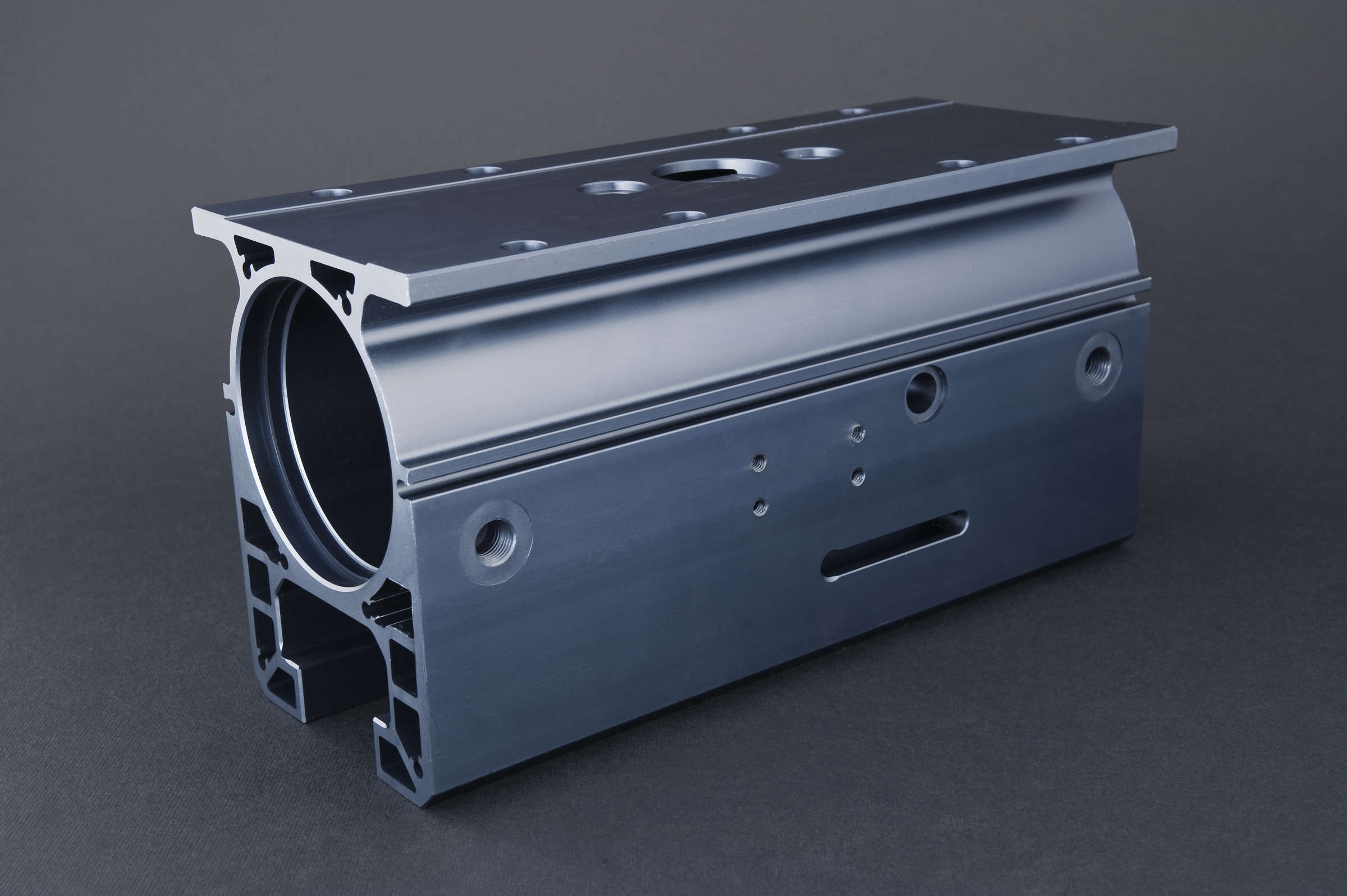Extrudierte Aluminum / Extruded Aluminum