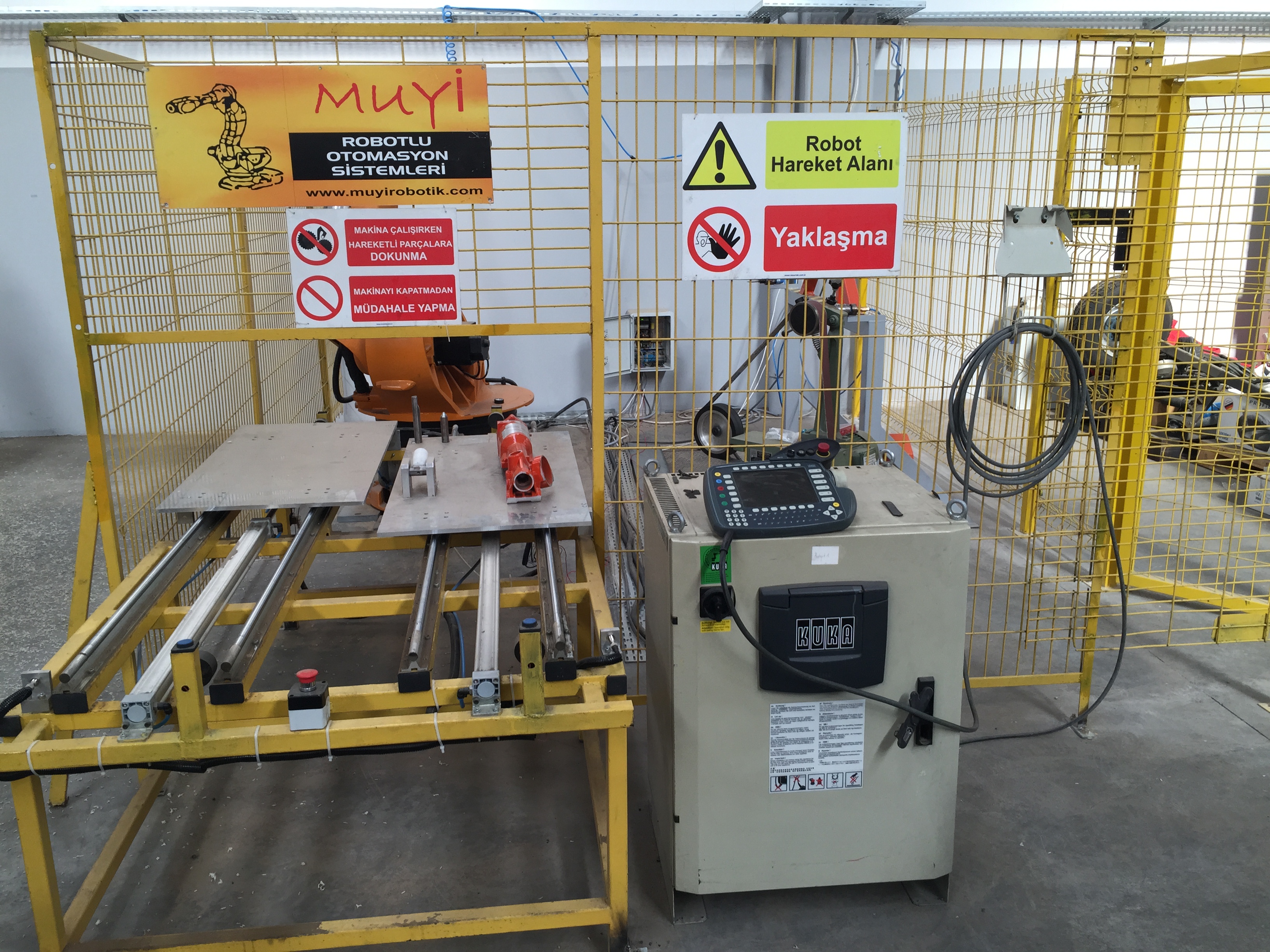 Robotic grinding