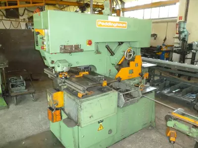 Stanz/Profilbearbeitungsmaschine