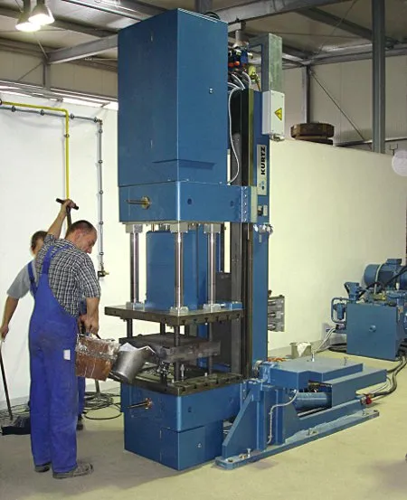 Kokillenkippgussmaschine