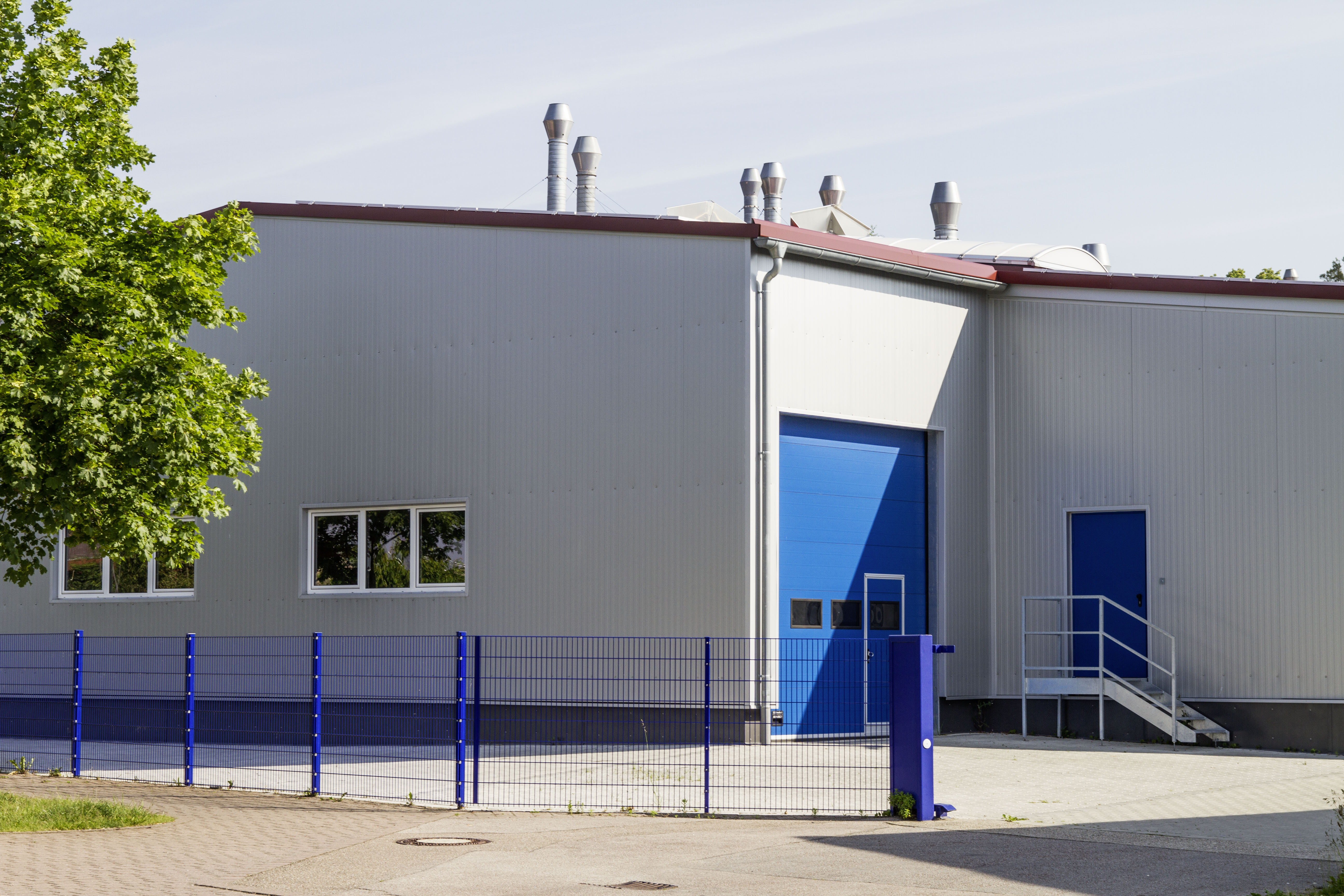 HEIBI Versand- und Montagehalle