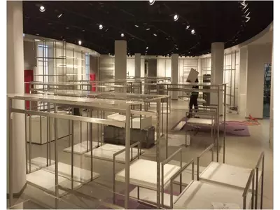 FREEPORT-LOJA DA ARMANI