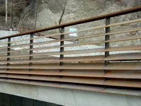 Geländer Zufahrstbrücke Cortenstahl