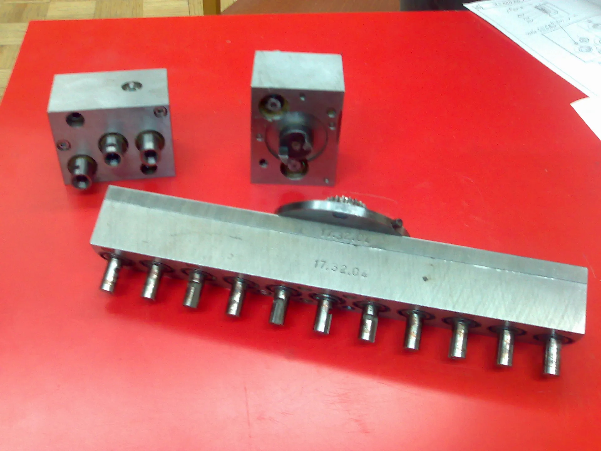 Drilling heads