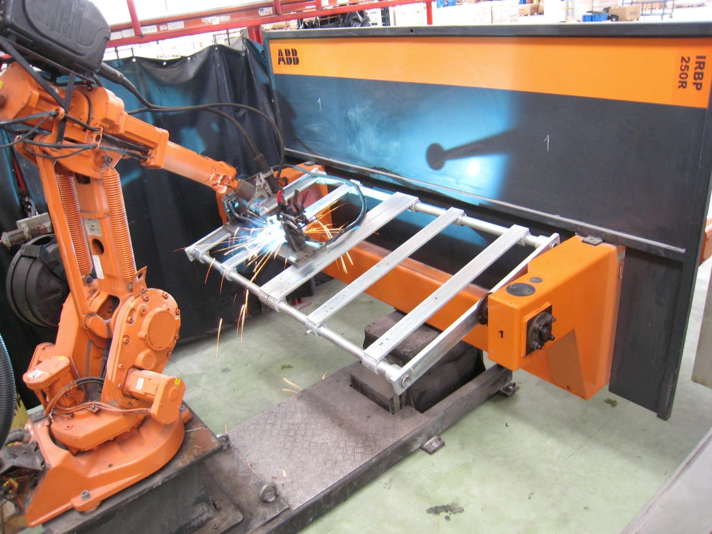 Welding robot cell