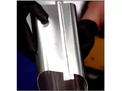 zu Rohr gerundetes Blech