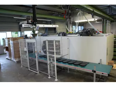 800 to Spritzgussmaschine