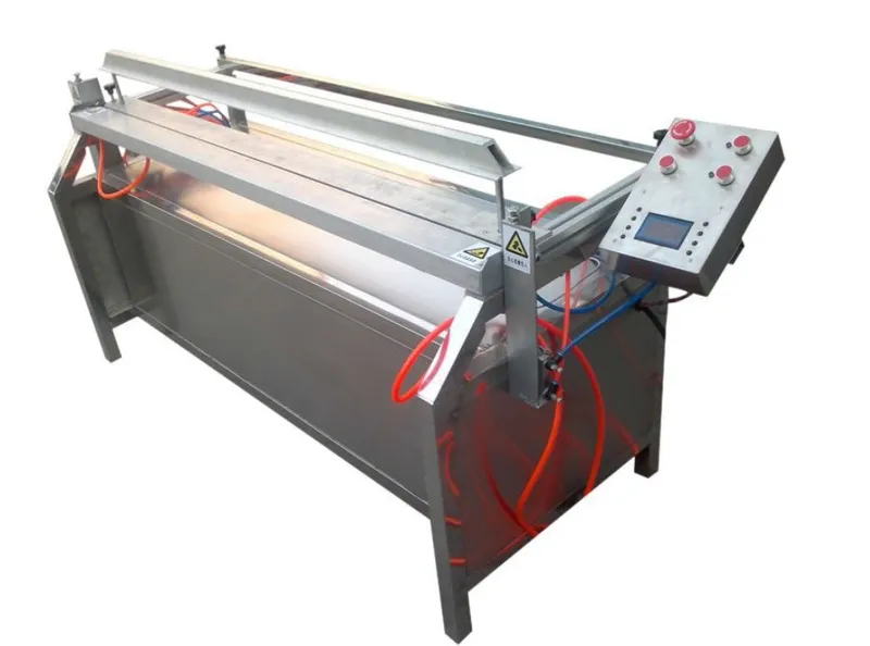 Kunststoffwarmbiegemaschine