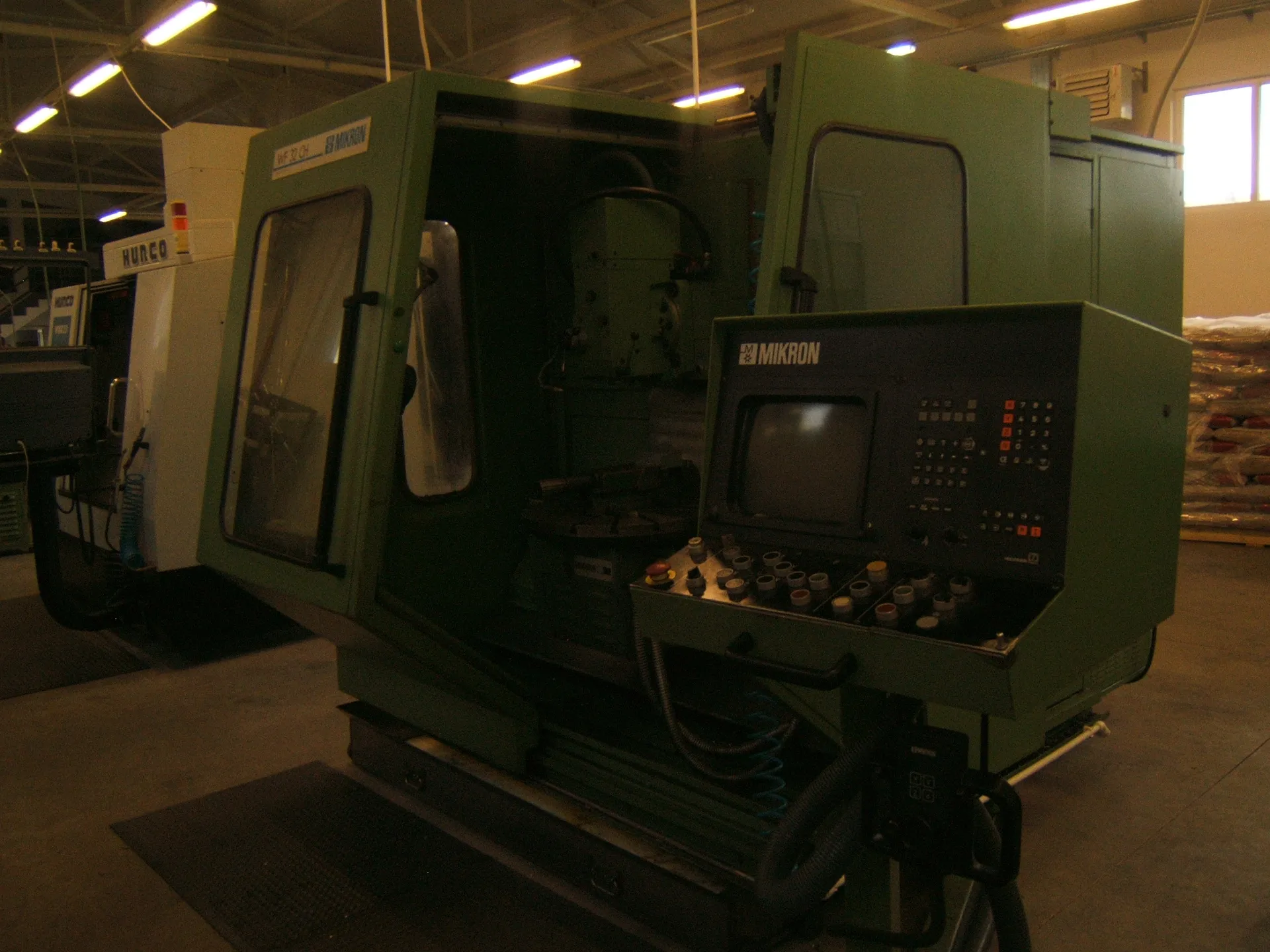 Mikron VM 32 CH