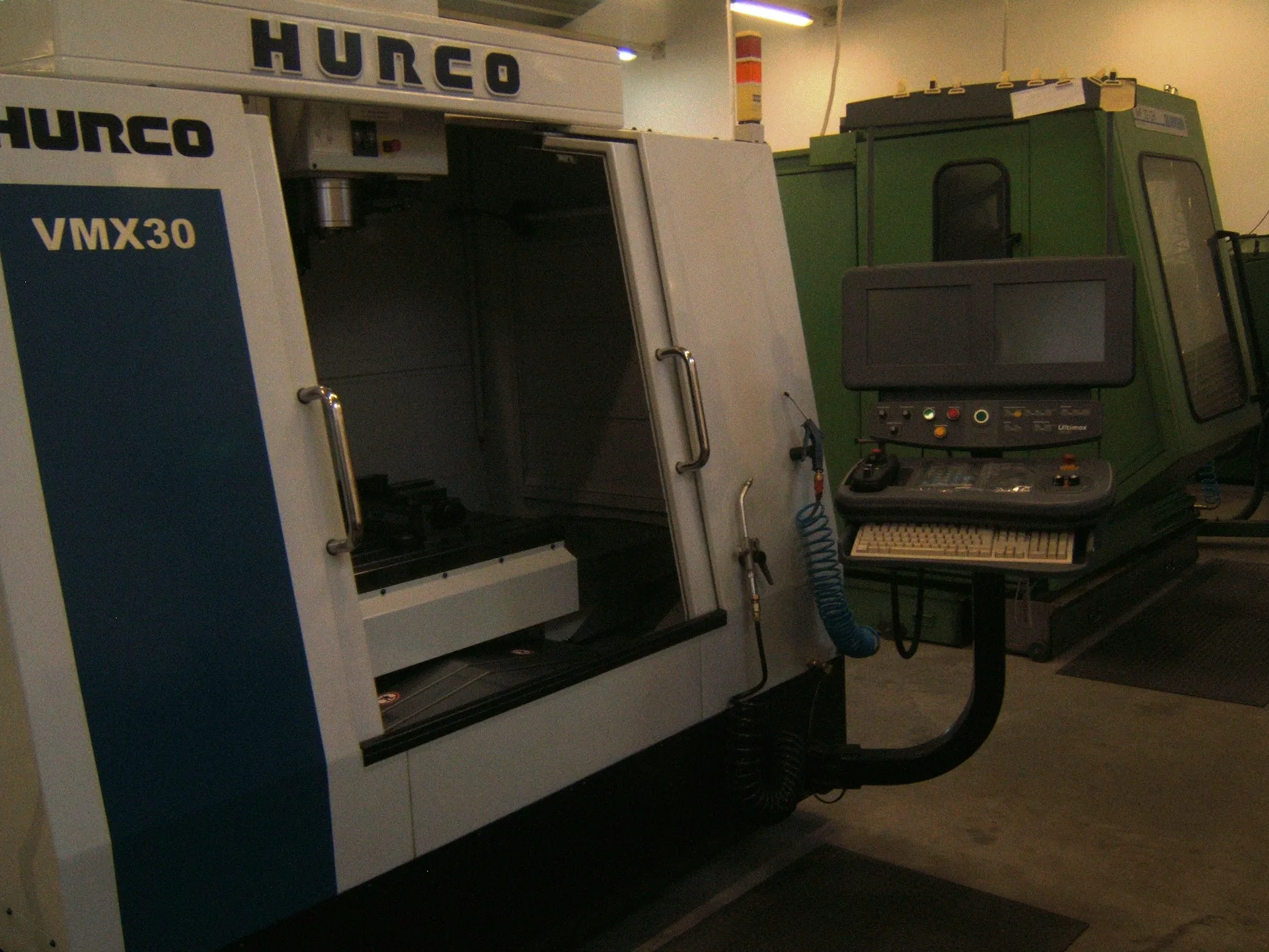 Hurco VMX 30