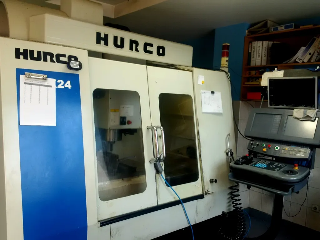 cnc machine: hurco vmx24