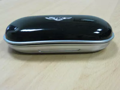 Bentley Brillenetui