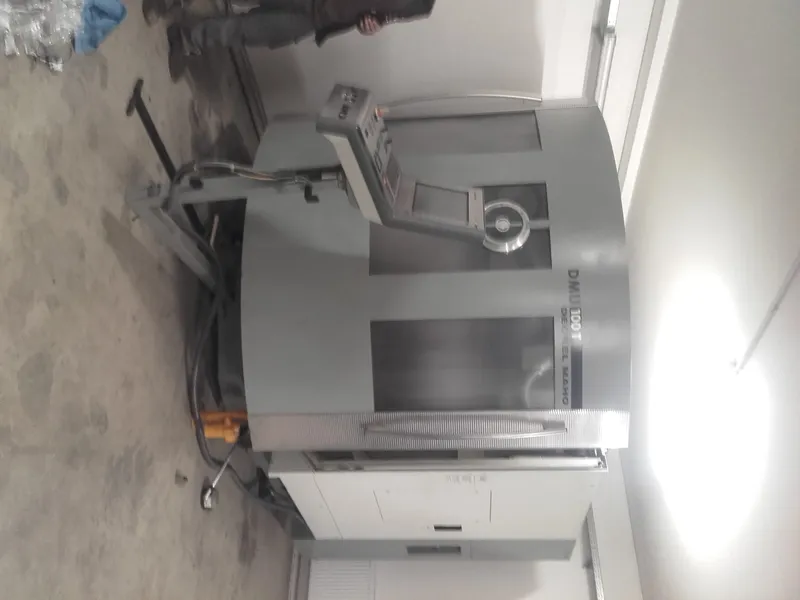 DMU 100T