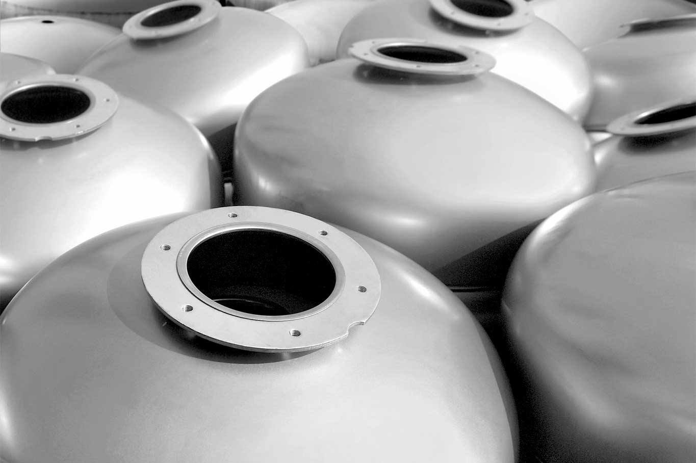 flanged bottom