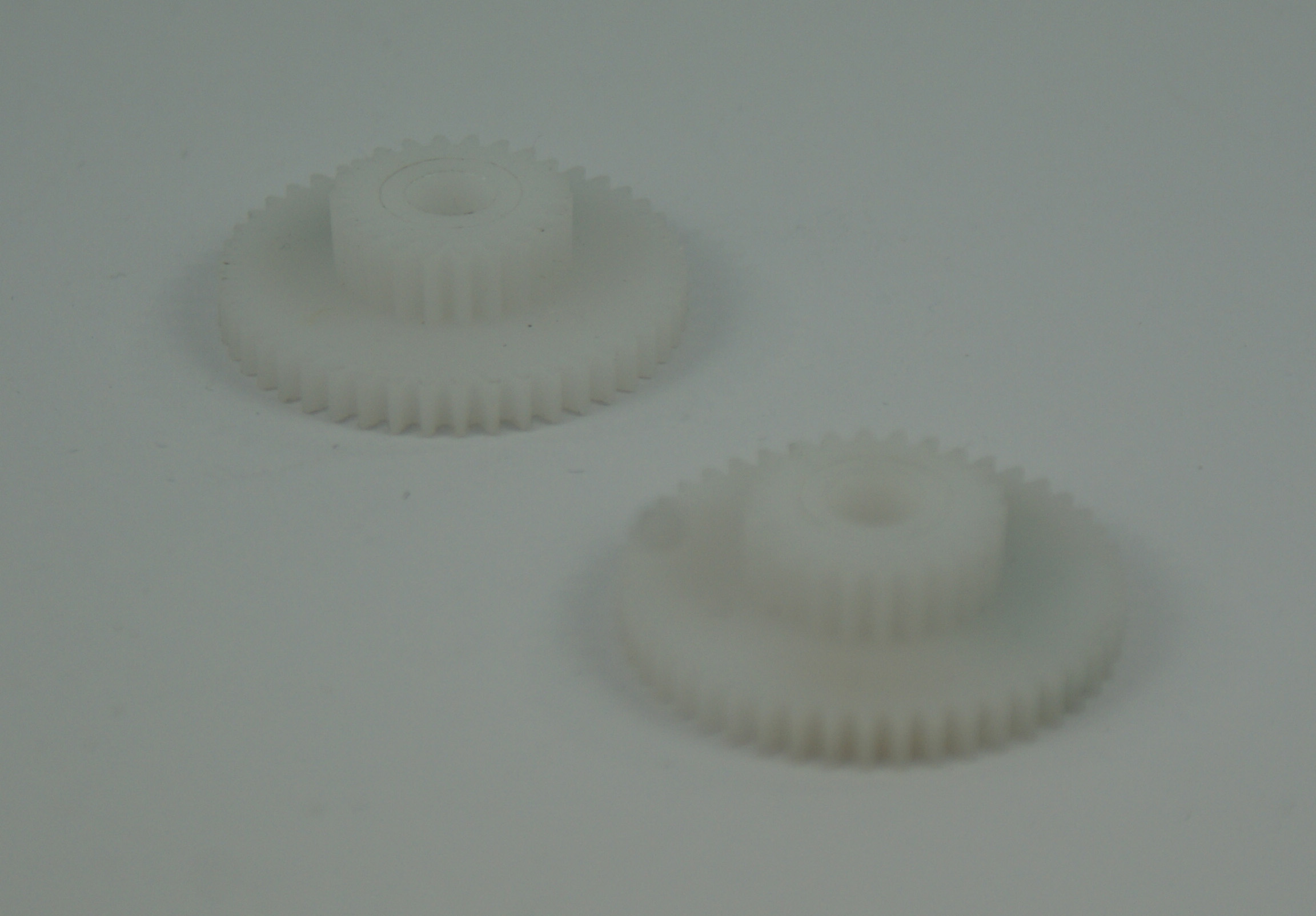 Material Delrin AL100