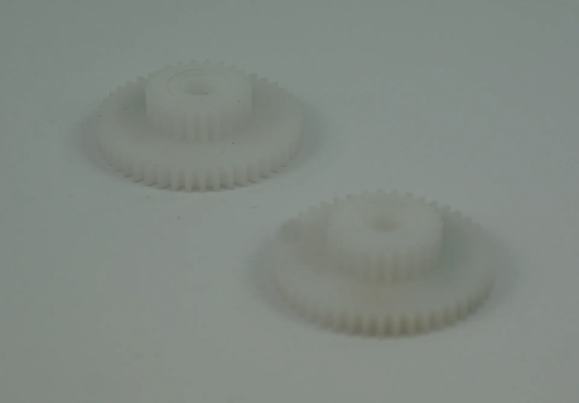 Material Delrin AL100