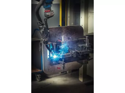 Roboterschweissanlage 2 Stationen Rundtischanlage