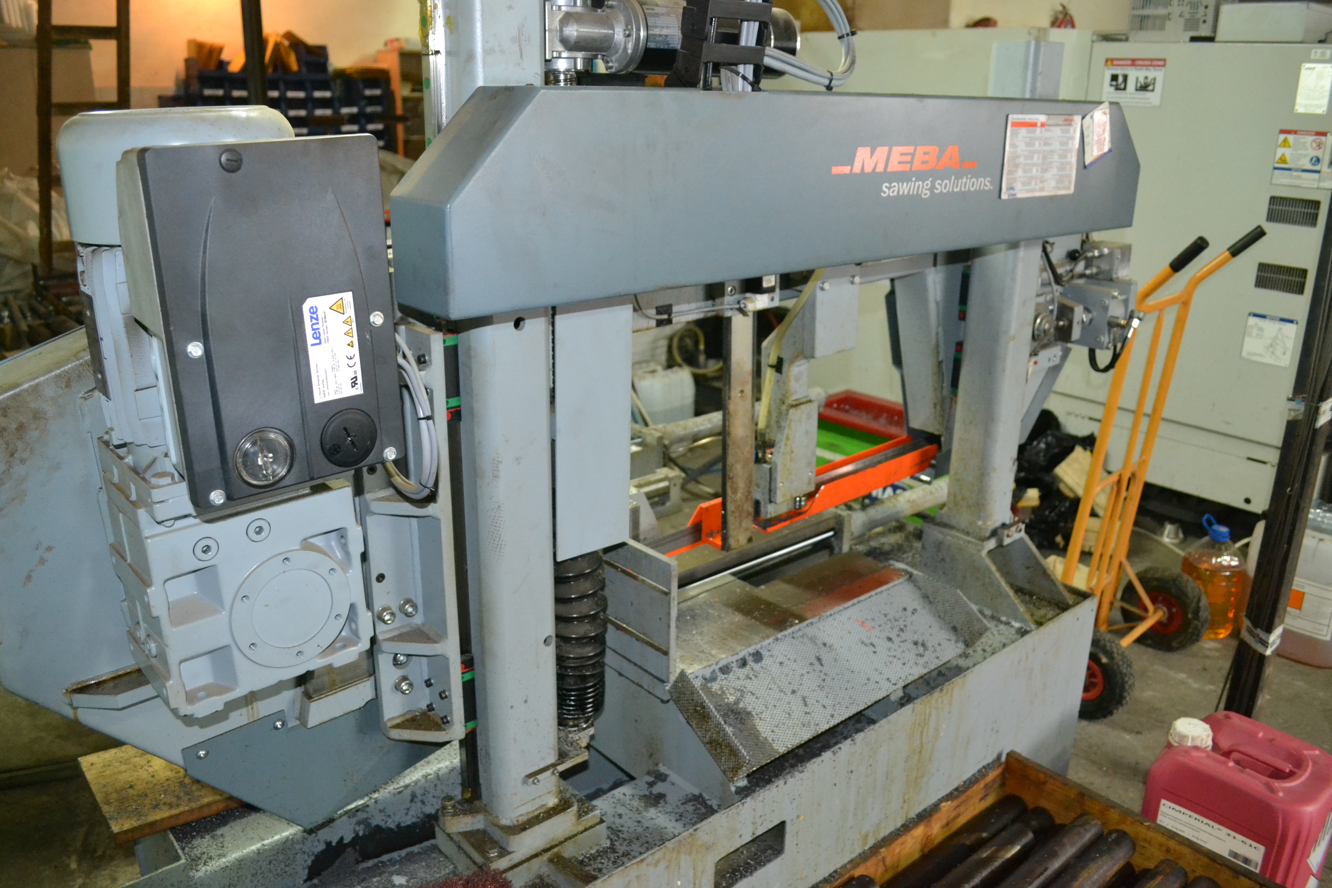 Automatische Bandsägemaschine bis 335 mm