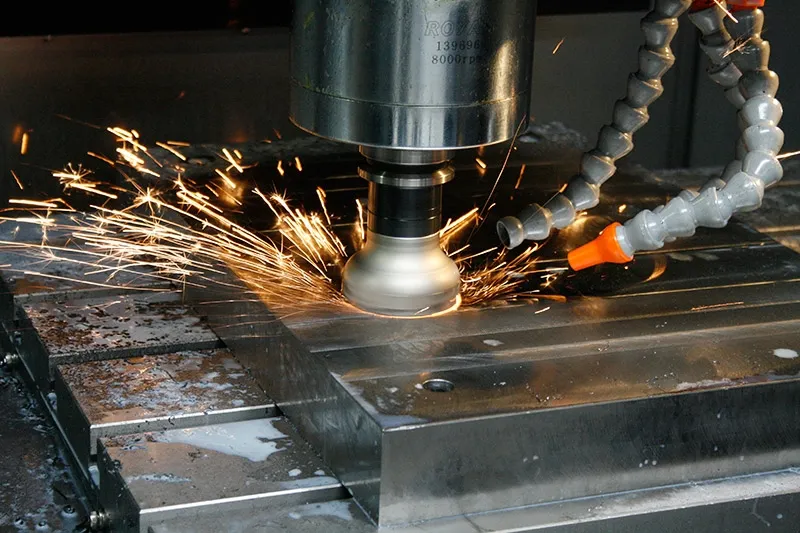 CNC LATHE-MACHINING CENTER