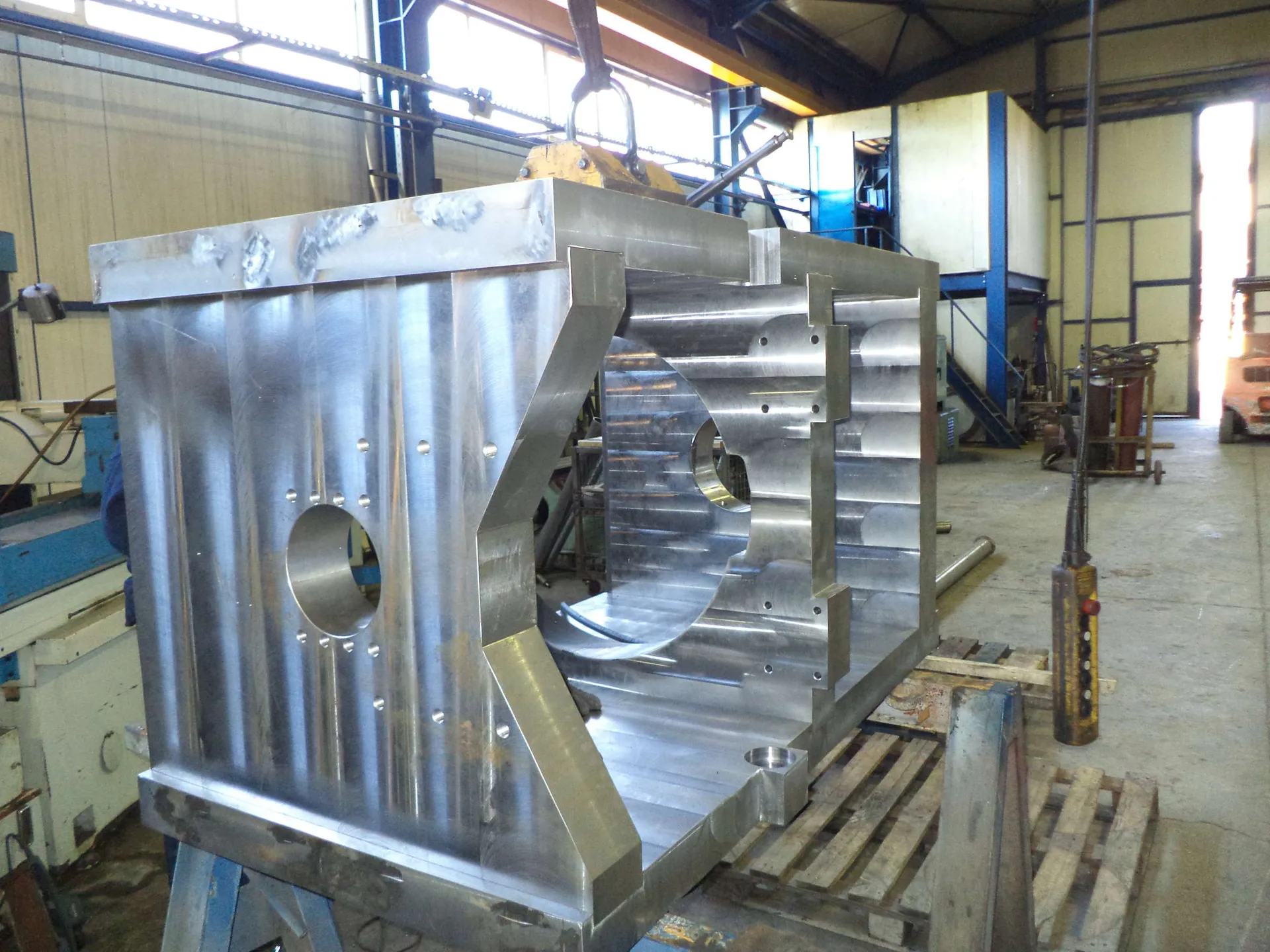 Steel construction + Milling