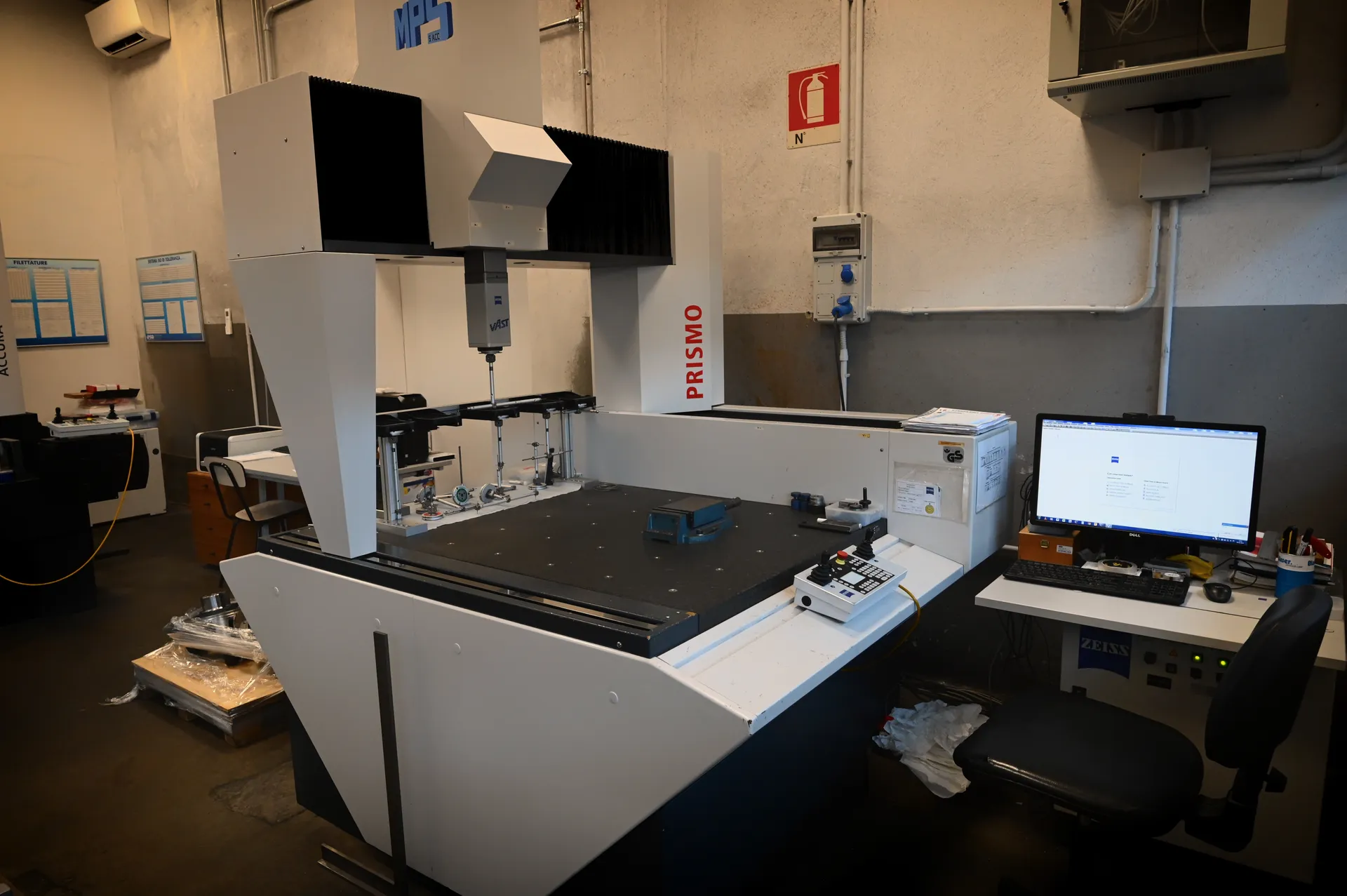 coordinate-measuring machine