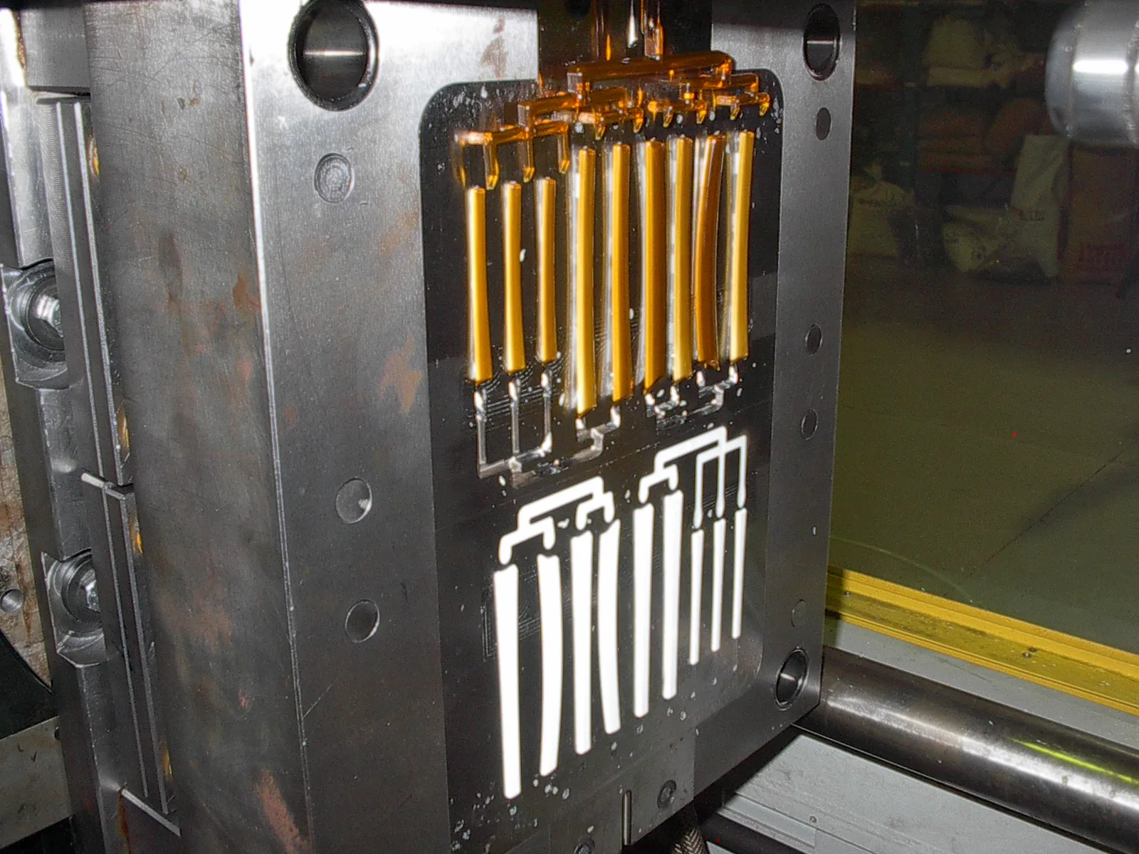 Injection moulidng
