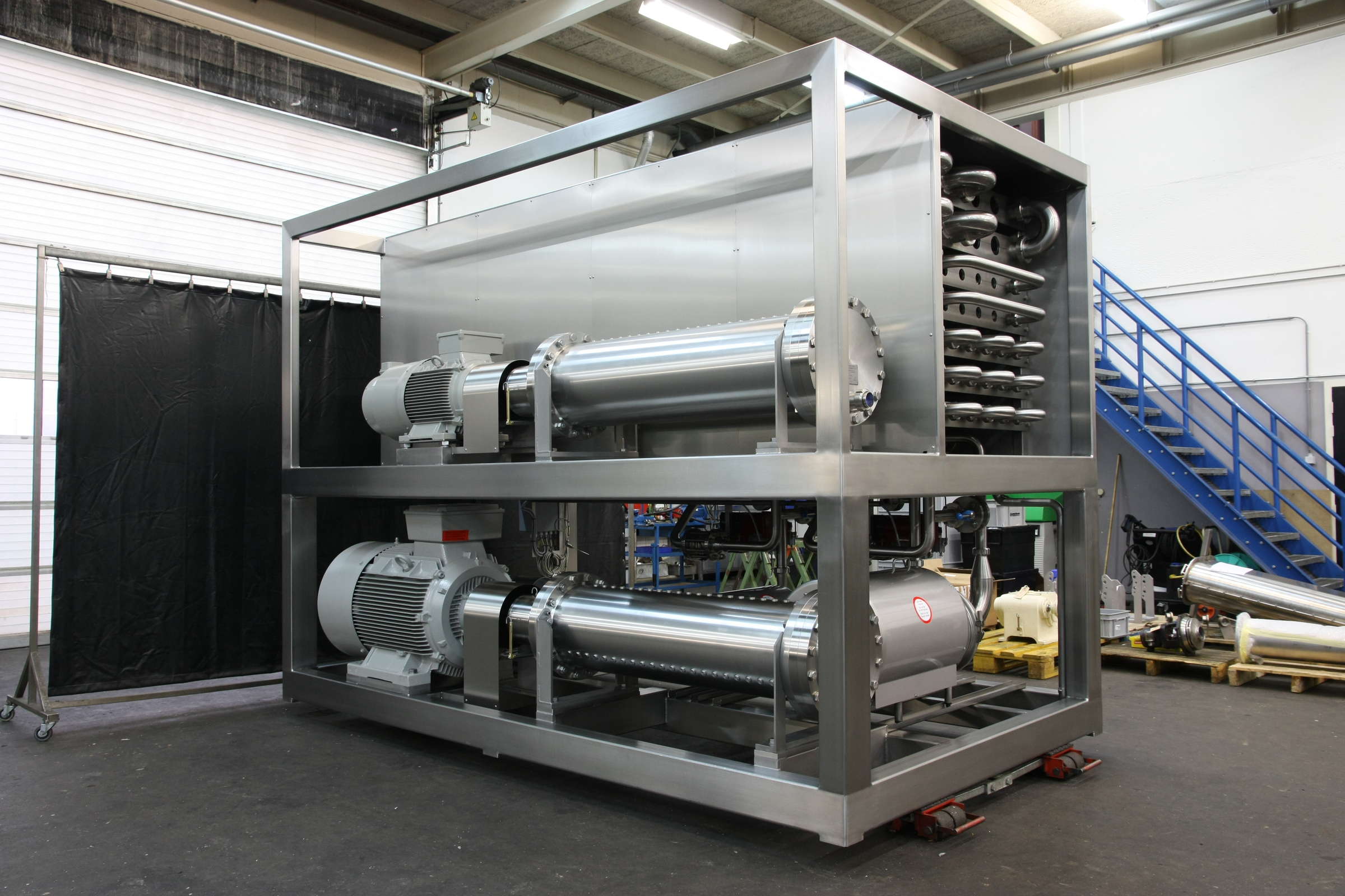 Shell and tube heat exchangers